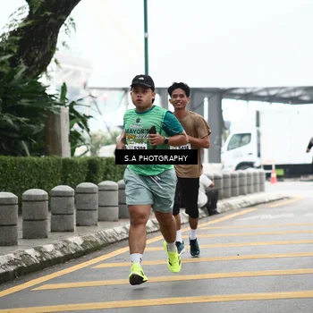 Runner Photo 8573815