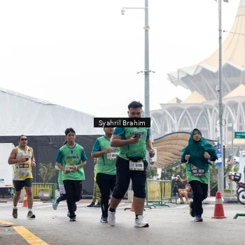 Runner Photo 8573839