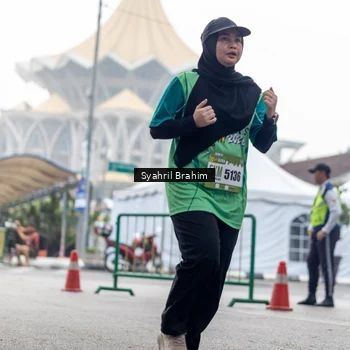 Runner Photo 8573851