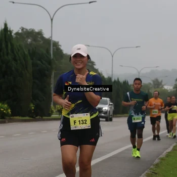 Runner Photo 8573888