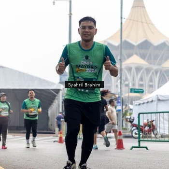 Runner Photo 8573901