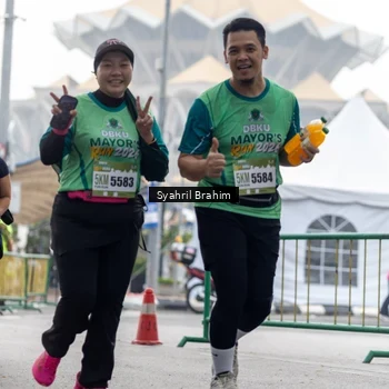 Runner Photo 8573924