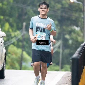Runner Photo 8573945