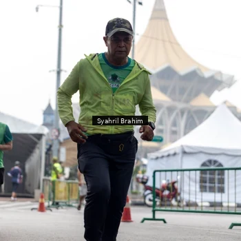 Runner Photo 8573949
