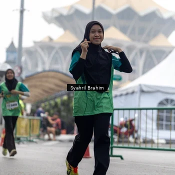 Runner Photo 8573955