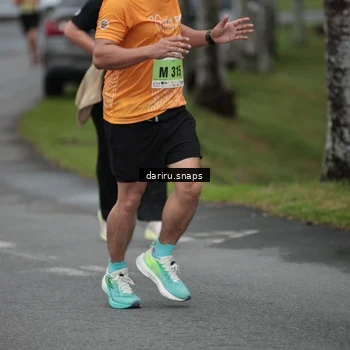 Runner Photo 8573990
