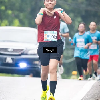 Runner Photo 8574004