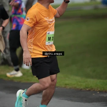Runner Photo 8574005