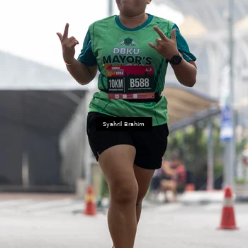 Runner Photo 8574010