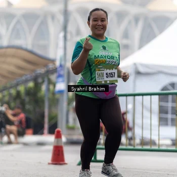 Runner Photo 8574011