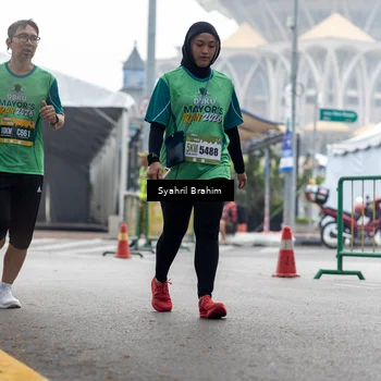 Runner Photo 8574012