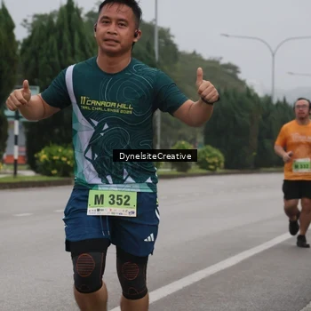 Runner Photo 8574013