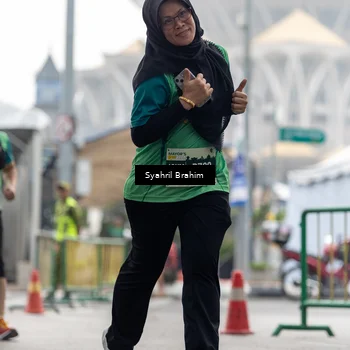 Runner Photo 8574031