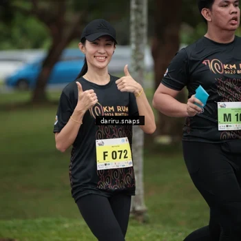 Runner Photo 8574084