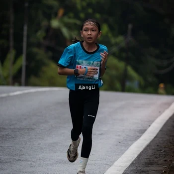 Runner Photo 8574086