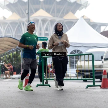 Runner Photo 8574102