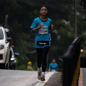 Runner Photo 8574105