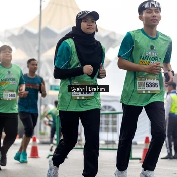 Runner Photo 8574117