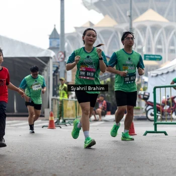 Runner Photo 8574187