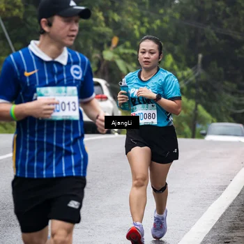 Runner Photo 8574211