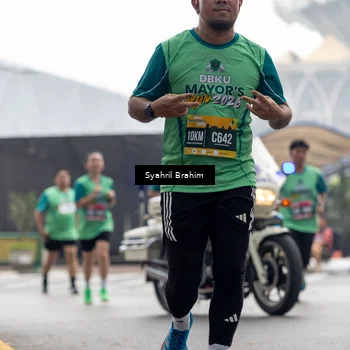 Runner Photo 8574241