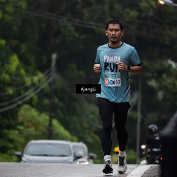 Runner Photo 8574269
