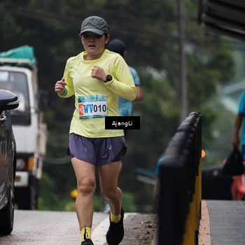 Runner Photo 8574296
