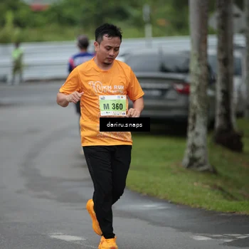 Runner Photo 8574326