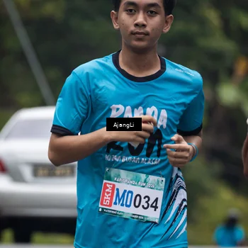 Runner Photo 8574337