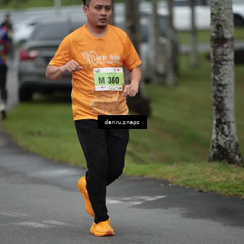 Runner Photo 8574357