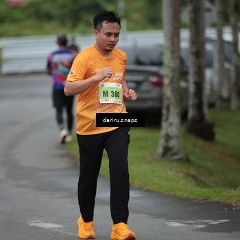 Runner Photo 8574362