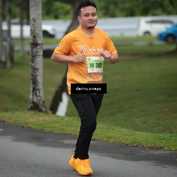 Runner Photo 8574373