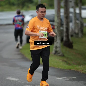 Runner Photo 8574384
