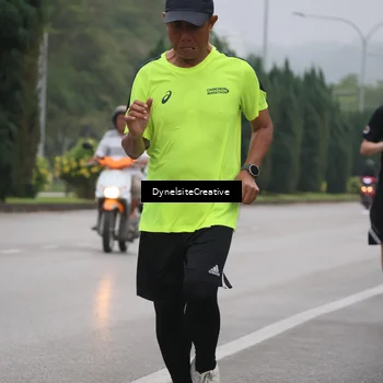 Runner Photo 8574395