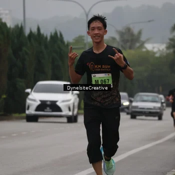 Runner Photo 8574447