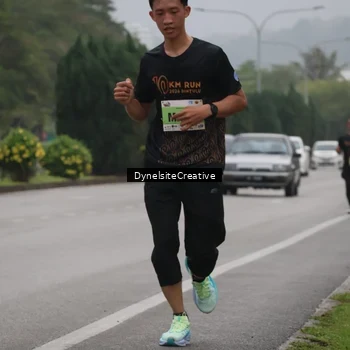 Runner Photo 8574452
