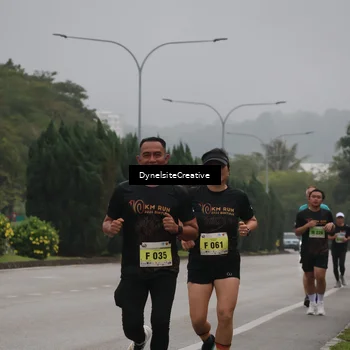 Runner Photo 8574464