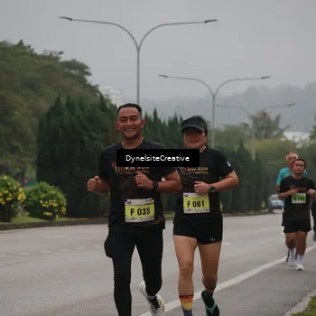 Runner Photo 8574468