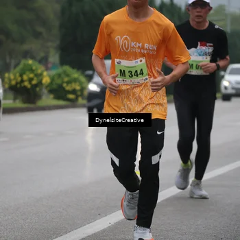 Runner Photo 8574538