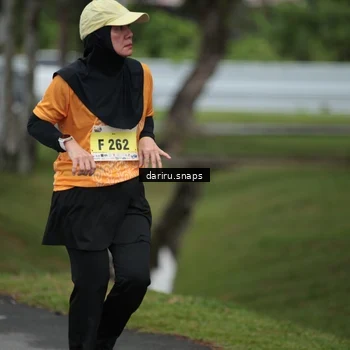 Runner Photo 8574541