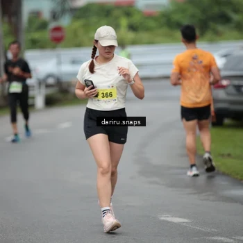 Runner Photo 8574588