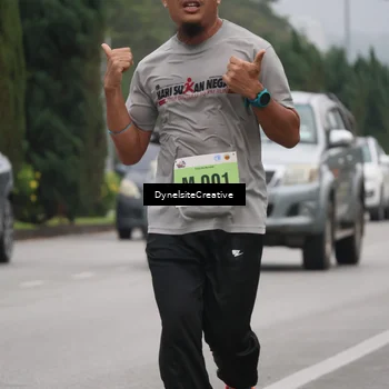 Runner Photo 8574592