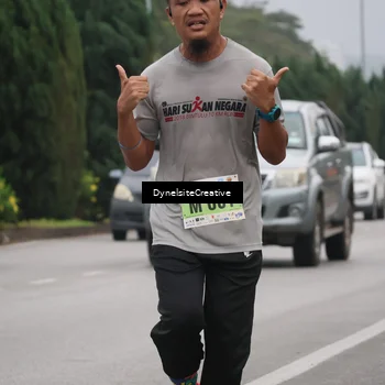 Runner Photo 8574599