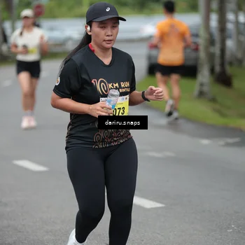 Runner Photo 8574602