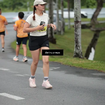 Runner Photo 8574609