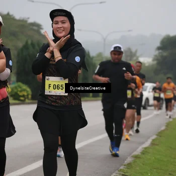 Runner Photo 8574641