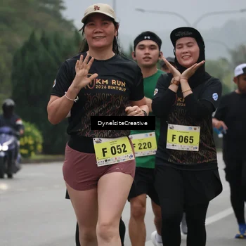 Runner Photo 8574642