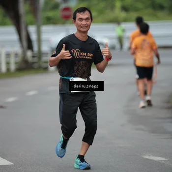 Runner Photo 8574643
