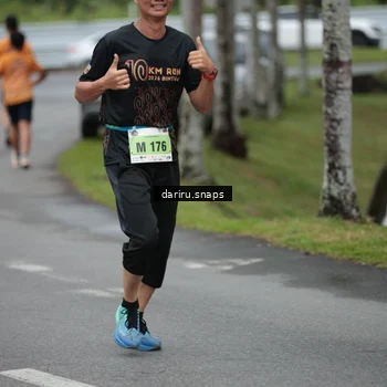 Runner Photo 8574651