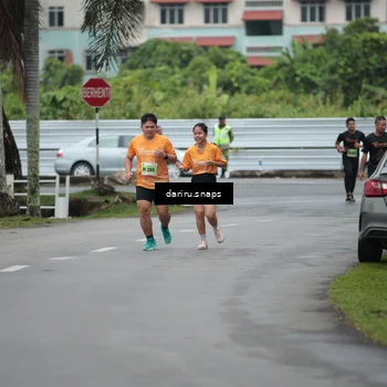 Runner Photo 8574666